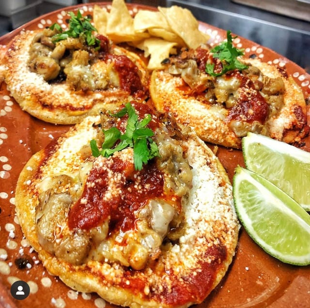 MEMELA Tacos.